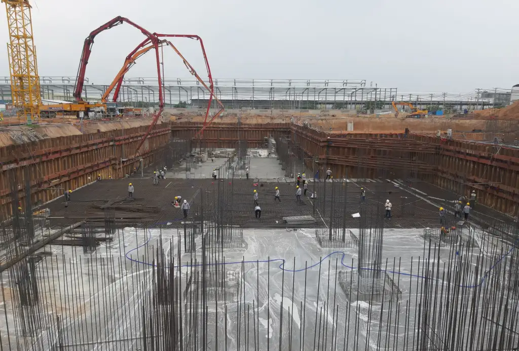 上海旭轶脚手架安装详解:高层建筑外墙施工安全规范要点正文配图 1